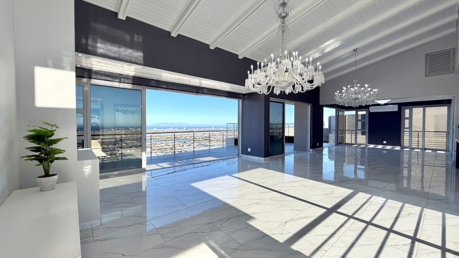 5 Bedroom Property for Sale in Dennegeur Western Cape